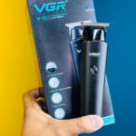 Vgr V937 Rechargeable Hair Trimmer Led Display