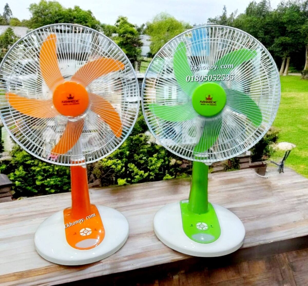 2986Hrs 16&Amp;Quot; Rechargeable Remote Fan